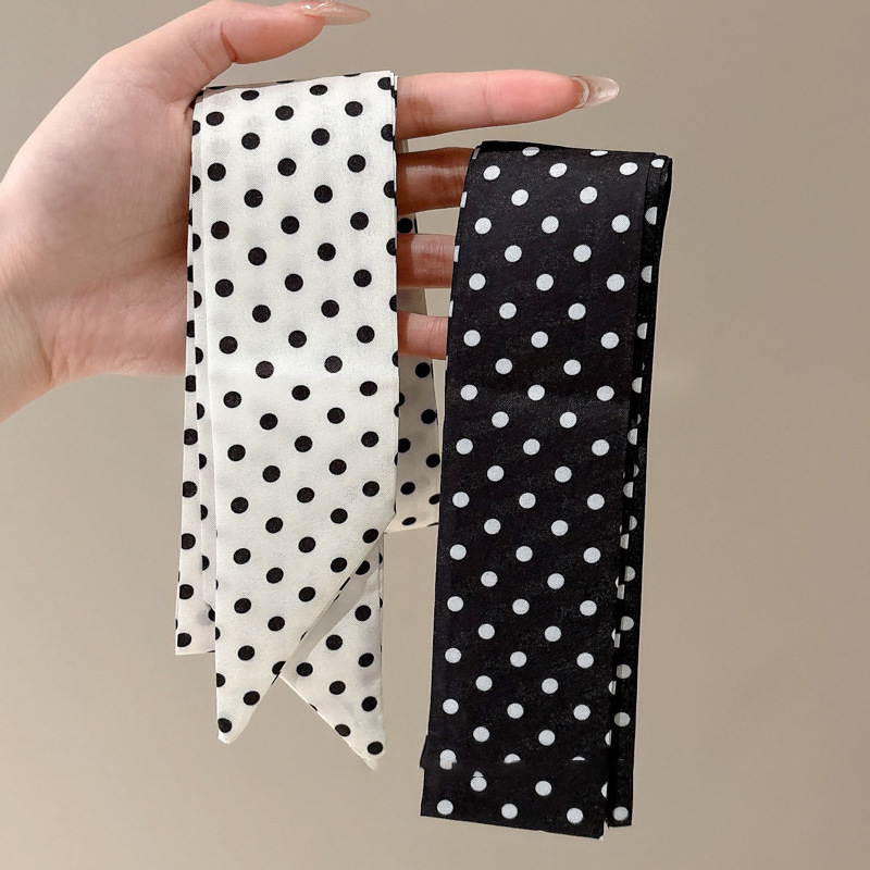 Pañuelo de seda largo para mujer bufanda de cuello delgado y estrecho versión coreana de la bolsa de lunares decorativa de todo fósforo con cinta para el cabello