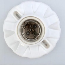 厂家直销螺口e27陶瓷口平灯座 罗口梅花半塑平灯头 耐高温800度