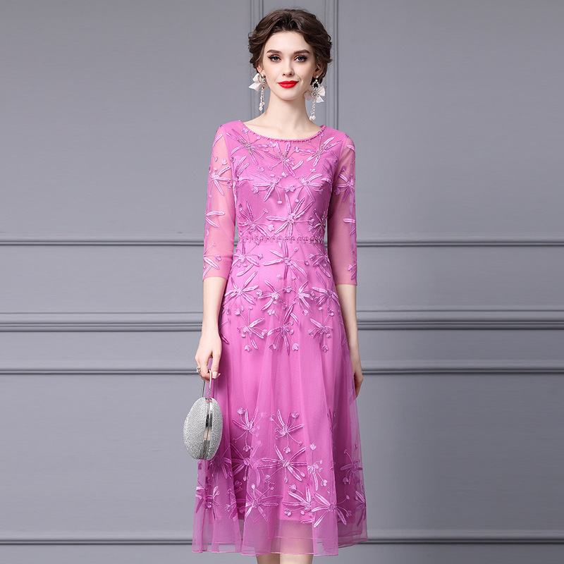 Zhili 2026 Spring Dress, Slimming and Tummy-Concealing, Suitable for Slightly Plump Figures, Formal Occasions, Mesh Embroidered Long A-Line Dress