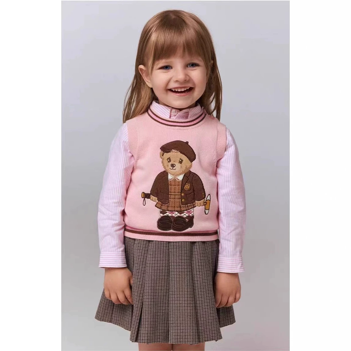 Spring autumn knitted vest, with little bears, children's clothing, 2024 years