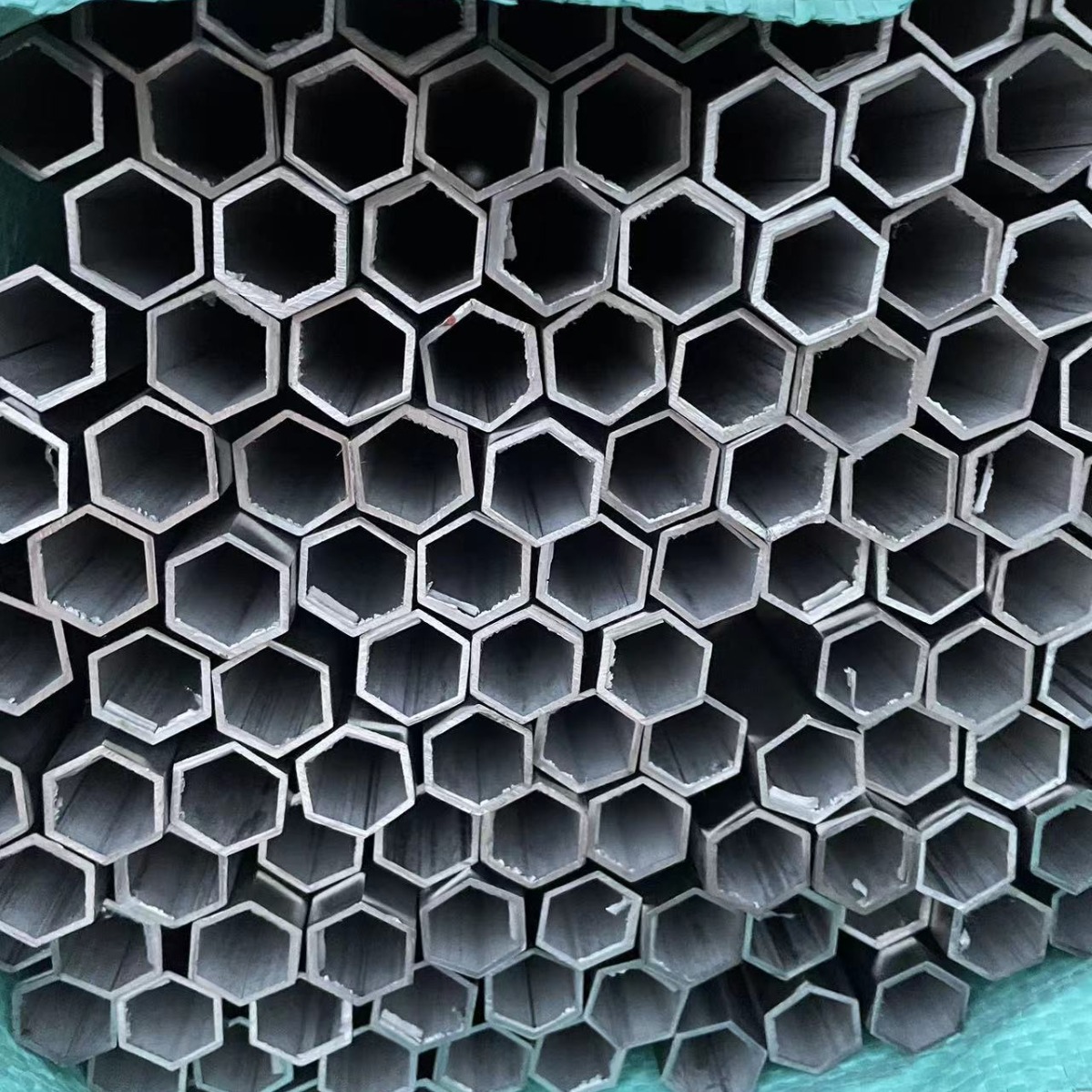 厂家现货304不锈钢六角管材内圆管不锈钢304材质异型管