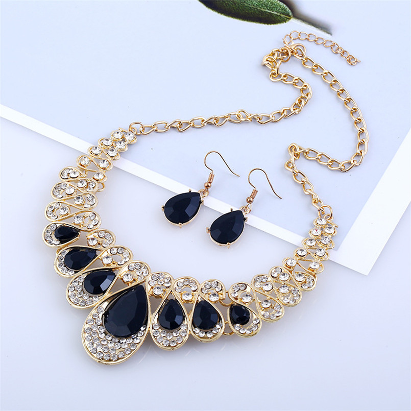 Joyería transfronteriza explosión Amazon venta caliente gran collar de gemas conjunto de pendientes de orejas Europa y América temperamento exagerado de moda diamantes flash image 5
