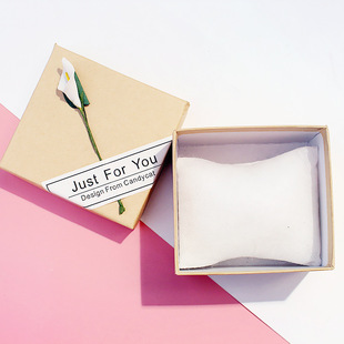 Cute Mori watch box gift box Kraft paper box one flower gift box bracelet pillow heart lid