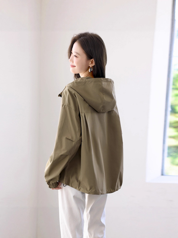 休闲夹克外套女春秋2025新款中年妈妈大码宽松休闲百搭连帽短风衣|undefined