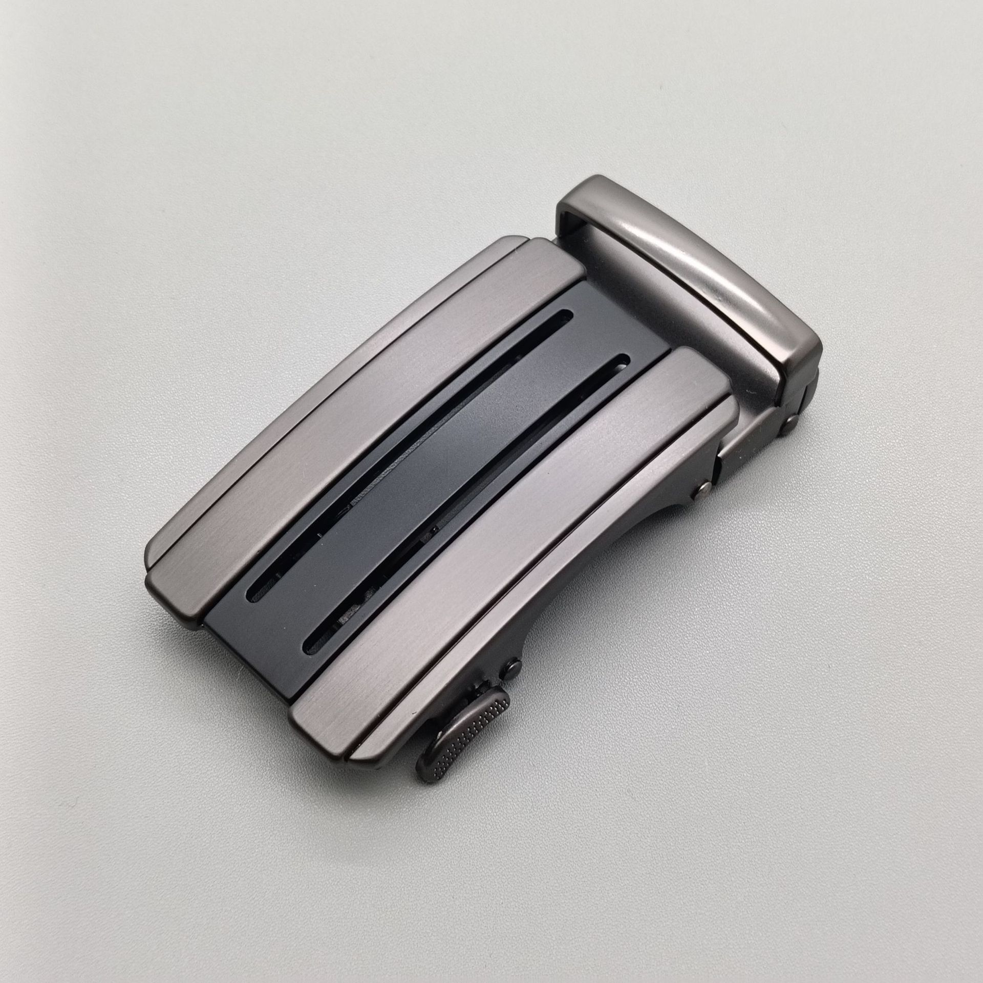 Hebillas de cinturón de acero inoxidable al por mayor, hebillas de cinturón de acero inoxidable, hebillas automáticas de aleación de zinc, hebillas de cinturón de 3,5 metales de alta gama para hombres transfronterizos