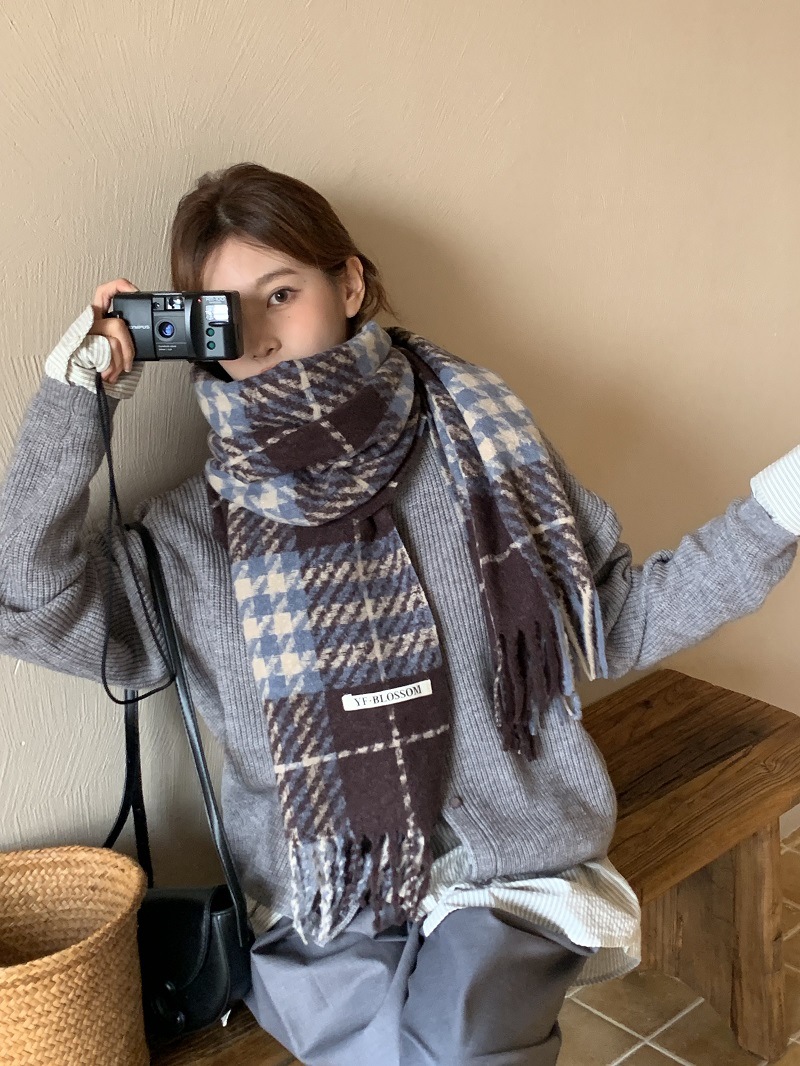 Women's Cashmere Scarf In Retro Blue Thousand Bird Grid Pattern_voghion.com