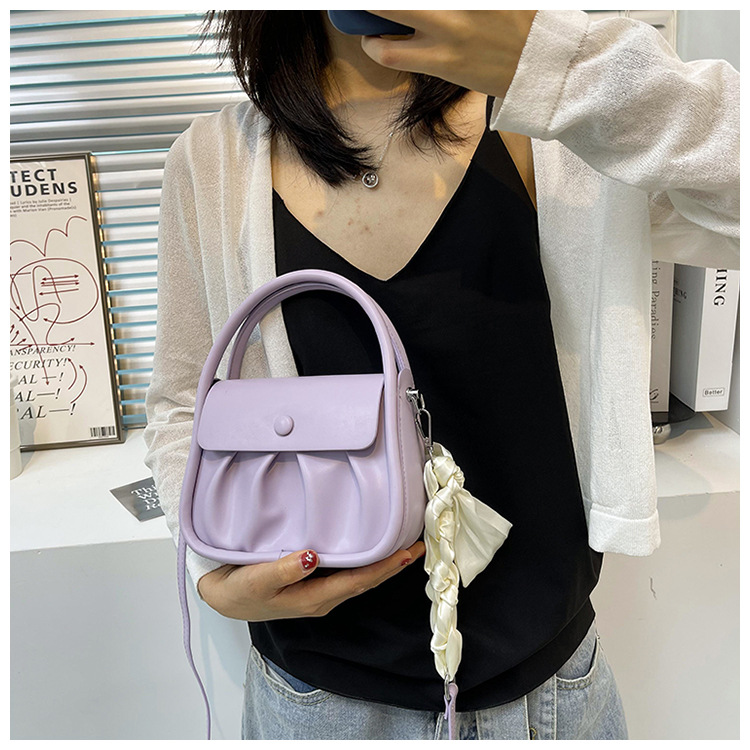 Korean Solid Color Bow Knot Messenger Bag display picture 10