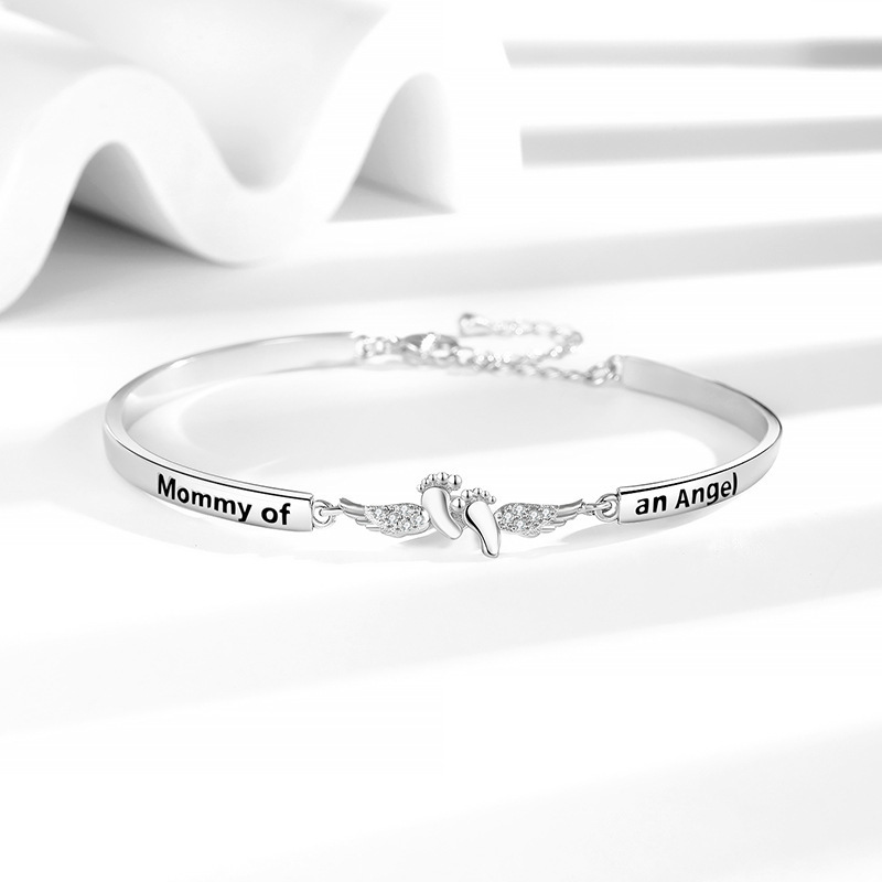 Cross-Border New Style Angel Wings to Commemorate Mother, Women's Foot Print Bracelet, Trendy Bracelet, Fashionable Foreign Trade Bracelet Cross-Border New Style Angel Wings to Commemorate Mother, Women's Foot Print Bracelet, Trendy Bracelet, Fashionable Foreign Trade Bracelet