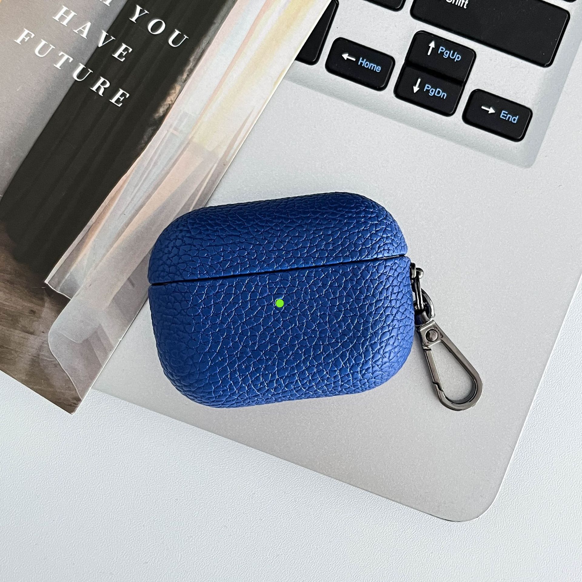 35g Weight iPhone Applicable Brands Bluetooth earbuds case Classification tpu Material Solid Color Pattern Vintage Style, Simple Style Style Injection Molding Craft Tpu Solid Color Injection Molding Vintage Style Simple Style Bluetooth Earbuds Case Phone Accessories 20