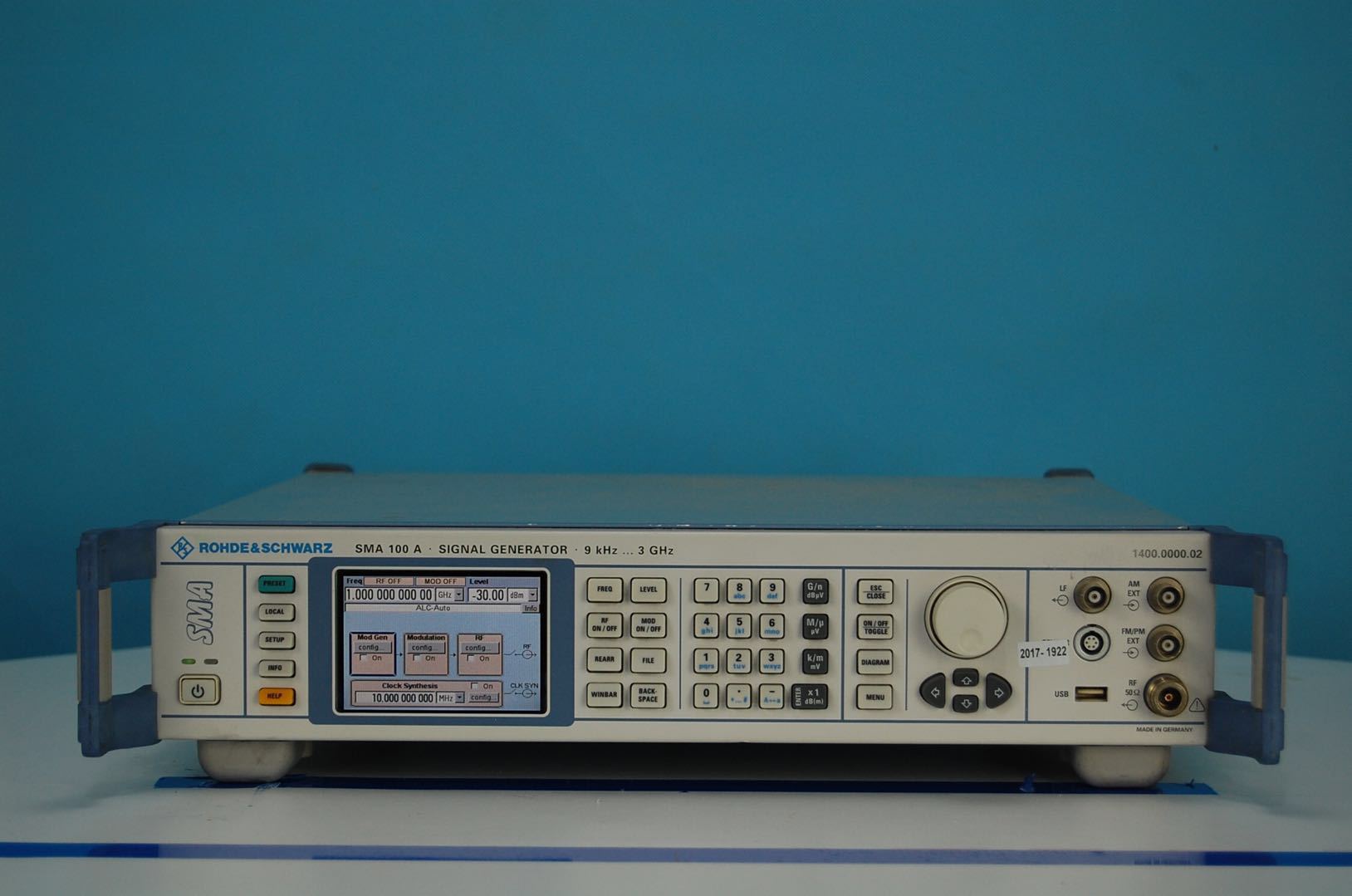 二手出售罗德施瓦茨R&S SMA100A信号发生器 9KHz~6GHz