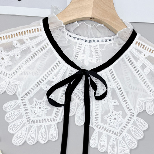 White embroidered hollow fake collar for women, new summer style outer skirt, small shawl, decorative collar, top accessories
