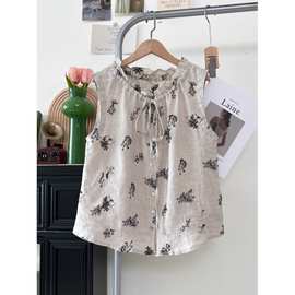 野梨树下 雨露麻艺术感植物印花瓣领无袖系带小衫