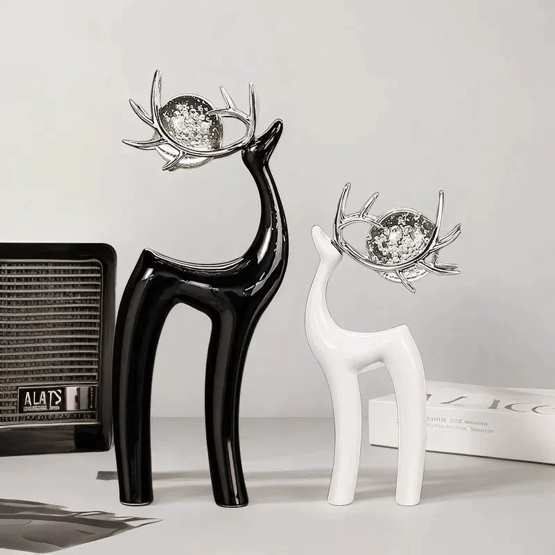 Украшения, олени, доступная роскошь, элитный товар, гостиная, винный шкаф, тумба под телевизор, украшение дома, современное богатство и процветание.