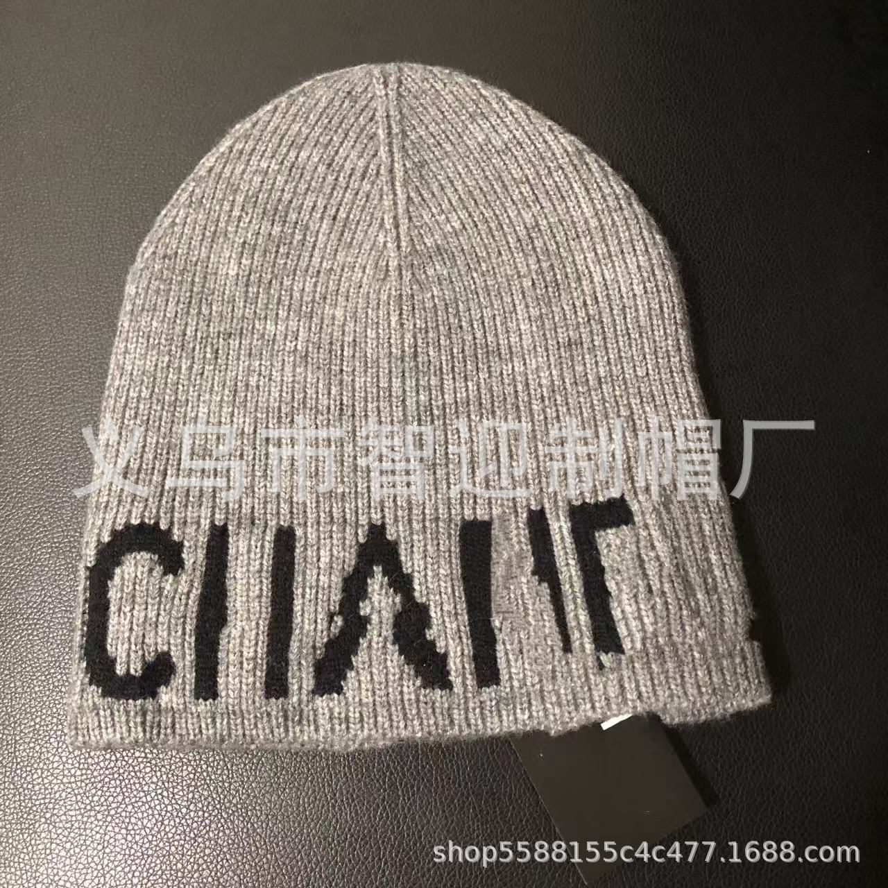 회색 글자 버전