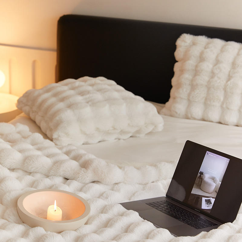 Tuscany White 60.jpg