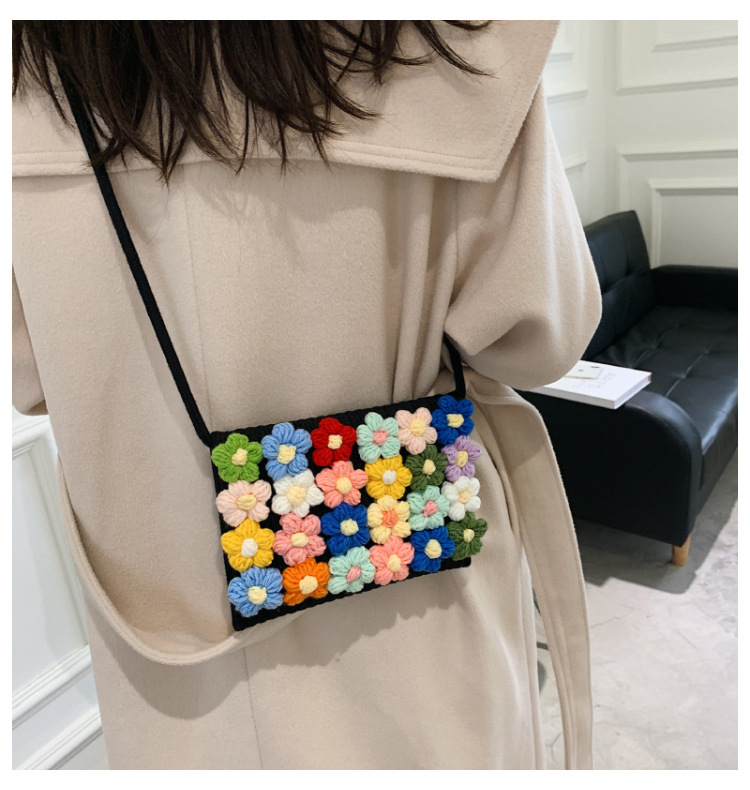 Wollstricken One-shoulder Messenger 2021 Neue Puffblume Kleine Frische Koreanische Weibliche Tasche display picture 10