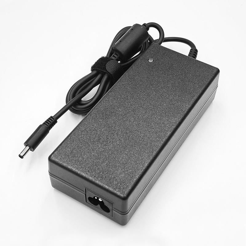 デルのノートパソコン19.5v-6.7a小口針4.5*3.0mm電源アダプタ130wに適しています