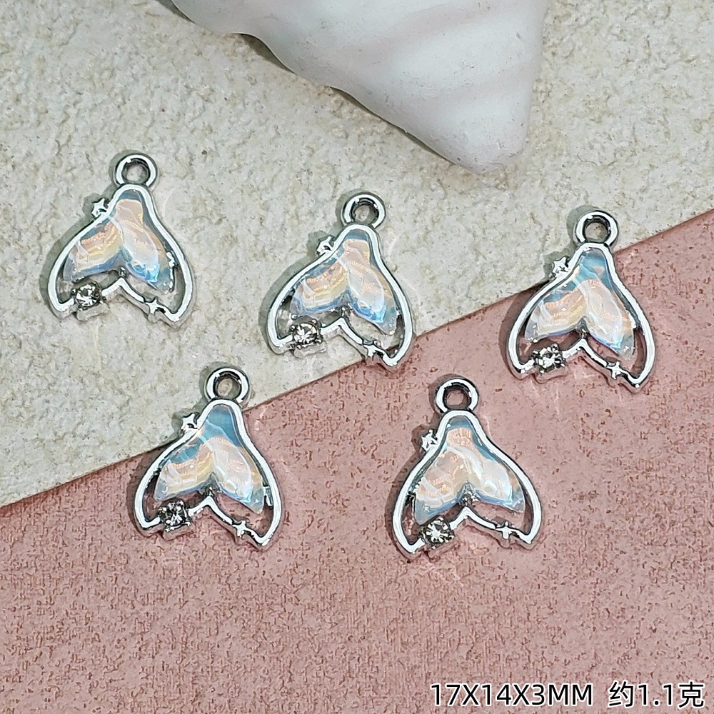 Exquisitos accesorios de joyería colgante de diamante de alta protección ultravioleta al por mayor collar DIY artesanal colgante de materiales de ropa de pulsera