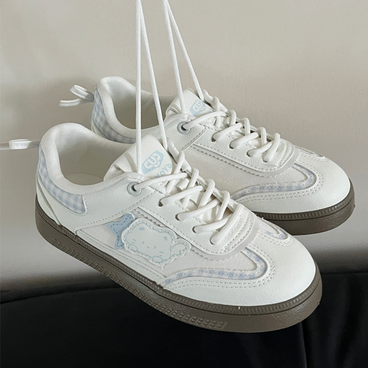 Zapatos de gatito transpirables, estrellas, zapatos de verano para mujeres, 2026 nuevos zapatos blancos con suela gruesa, zapatos deportivos casuales
