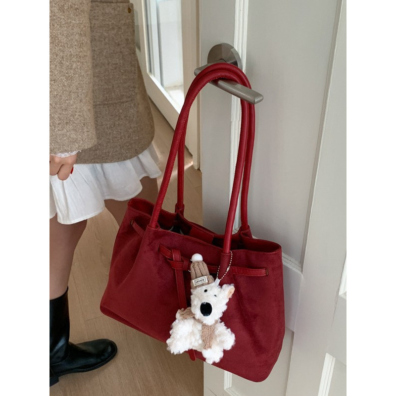 College Student Retro 2026 Autumn and Winter New Large-Capacity Suede Commuter Shoulder Bag Women's Hand-Held Tote Bag College Student Retro 2026 Autumn and Winter New Large-Capacity Suede Commuter Shoulder Bag Women's Hand-Held Tote Bag