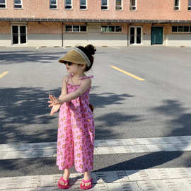 2025夏款凹造型韩版女童粉底碎花拉牛筋吊带系绳宽松连体背带长裤