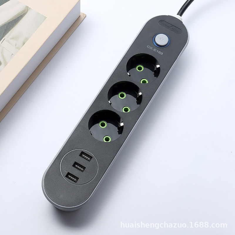 Chuang Xin negro CX-E103 socket de estilo europeo ruso fila enchufe 3USB puerto de carga
