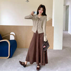 绑带上衣+ 半裙两件套