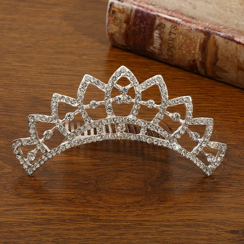 Детская металлическая тиара princess, блестящие стразовые ободки для волос, подарок на день рождения, несколько стилей