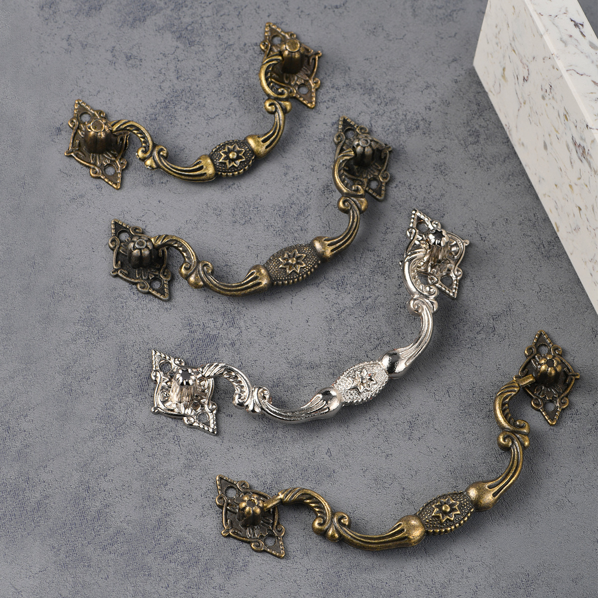 Three thick eight-star handles, alloy handles, jewelry box handles, retro handles, wooden boxes, wine box handles