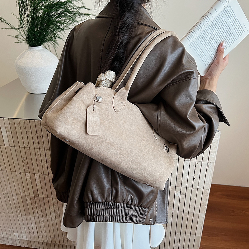 通勤复古麂皮绒包包女2025新款时尚小众百搭单肩腋下包上班手提包|undefined