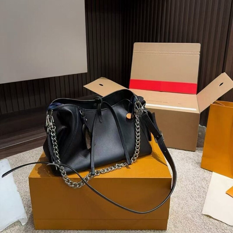 新品黒武士ショッピングバッグcarryall cargo手袋シワ羊皮ミクダスト大容量脇下レディースバッグ|undefined
