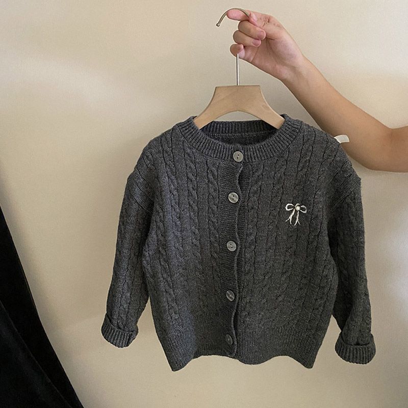 Cross-border girls' autumn Mori-style knitted cardigan, spring and autumn style, 2026 new style, fashionable children's baby sweater coat.