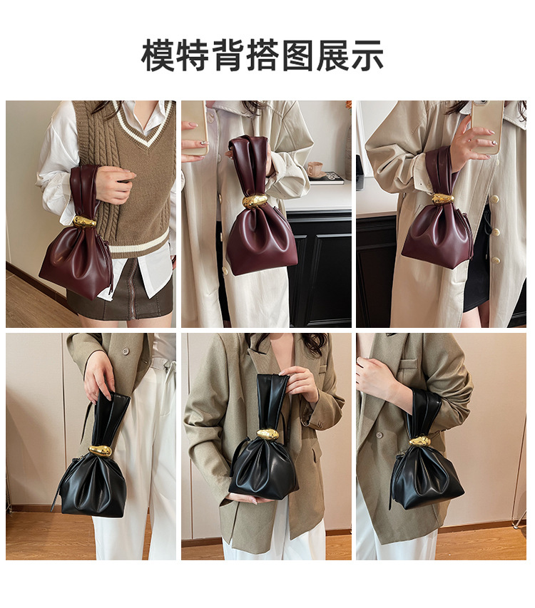 A high-end, niche and quirky small bag for women's autumn and winter 2025 new retro pleated mini bucket bag undefined