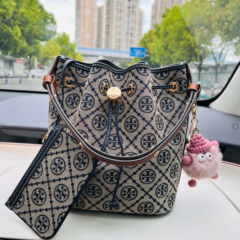 Tb's New Jacquard Canvas Lightweight Commuter Drawstring Bucket Bag, Fashionable Monogram Style Cross-Body Shoulder Handbag for Women