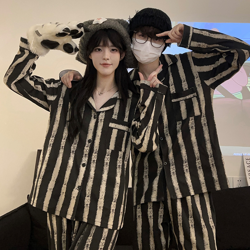 Dazzling black stripes [long sleeves + trousers]