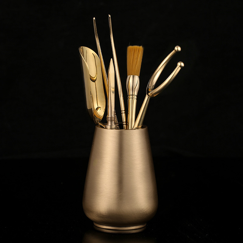 Tea Ceremony Six Gentlemen Set: Comprehensive Accessories for Kung Fu Tea Sets—Brass Six Gentlemen Tea Tools, Tea Knife, and Tea Wash.
