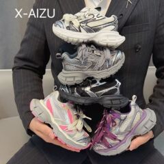 パリの子供のお父さんの靴2025春秋の新型の男の子の靴のランニングシューズは軽くて通気性の女の子の運動靴です。