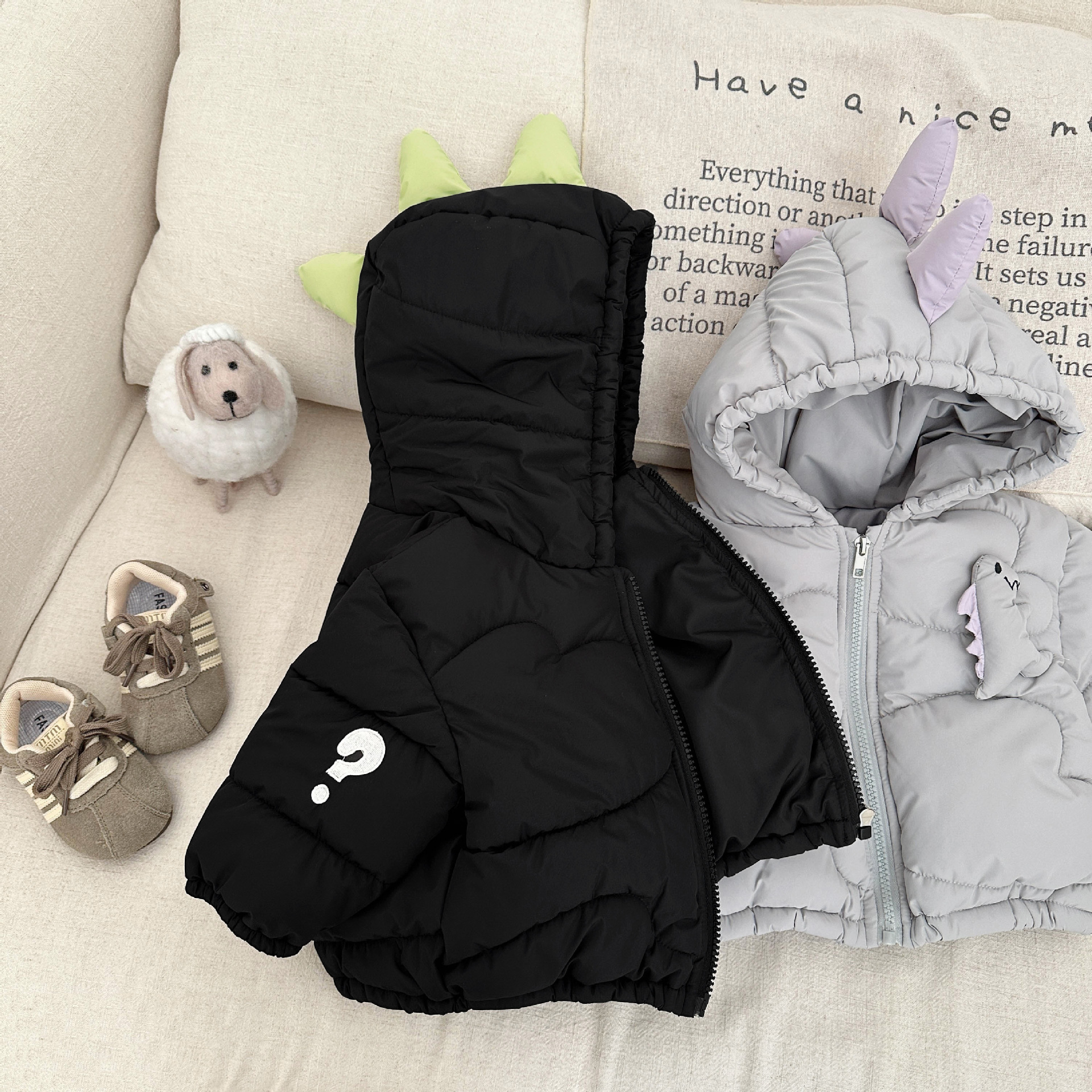 Ropa de algodón de invierno de algodón de pluma para niños invierno de algodón chaqueta de algodón caliente con capuchón lindo ropa de bebé