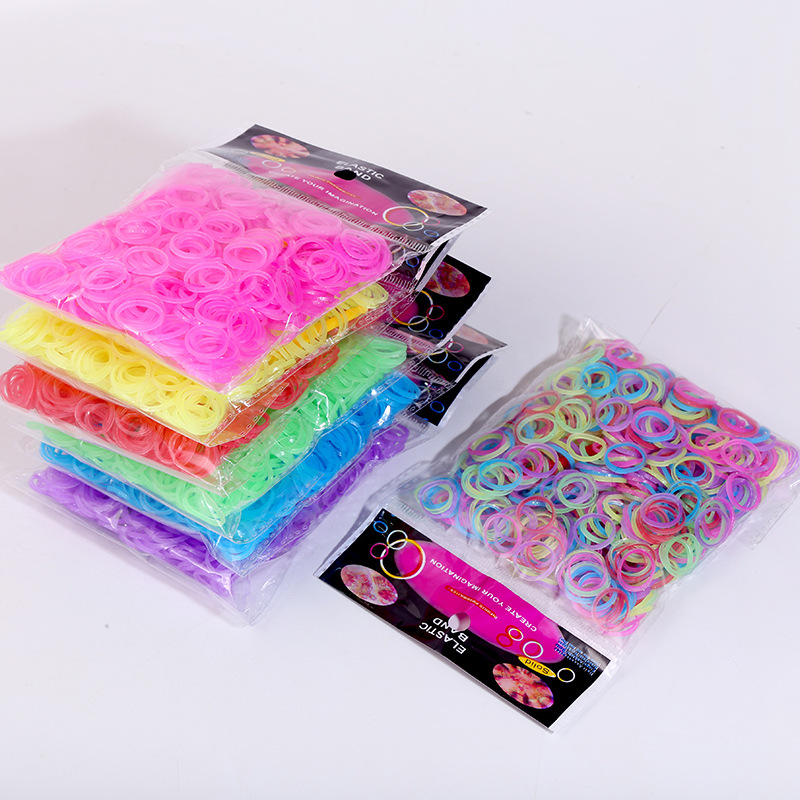 Anillo interior y exterior Banda de goma de color luminosa transparente Juguete de bricolaje luminoso Pulsera tejida a mano 600 bolsas OPP