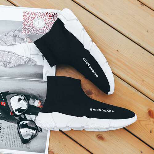 Couple's elastic socks shoes, knitted elastic socks boots with flyknit breathable casual mid-height single shoes, unisex pair.