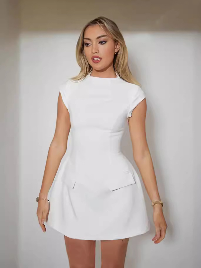 Summer solid color design fitted brace with a round collar