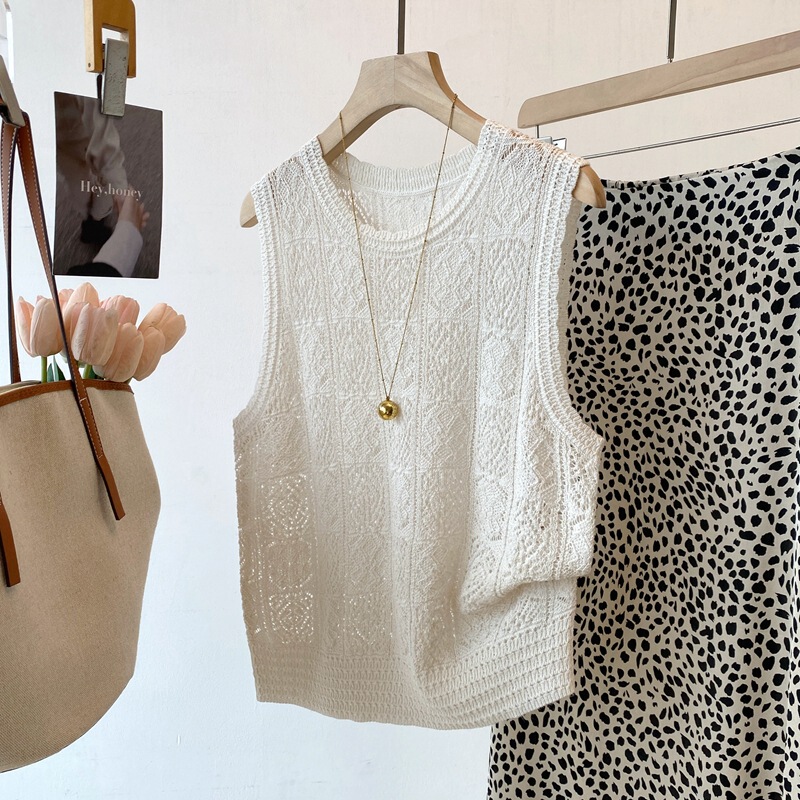 26 New Summer Products, High-Quality, Exquisite, Ladylike Style, Round-Neck, Cut-Out Knitwear, Sleeveless Vest for Women V2201 26 New Summer Products, High-Quality, Exquisite, Ladylike Style, Round-Neck, Cut-Out Knitwear, Sleeveless Vest for Women V2201