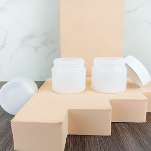�S��ֱ�N38��30ml��˪�ް�ɫ͸��HDPE�ջ����bж�y��С����Һ���b