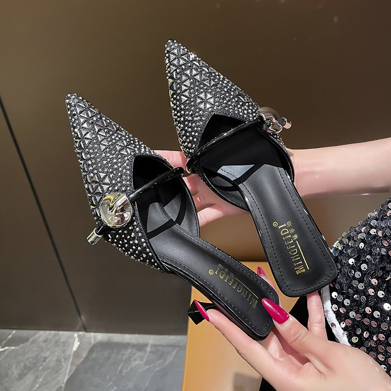 2026 nuevos tacones delgados zapatillas de tacones altos para mujeres de verano con una palabra con una cabeza de diamante de agua con zapatillas de media cabeza