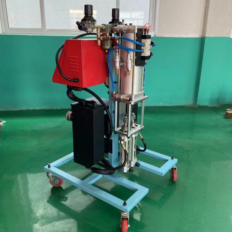 Equipo de pulverización de recubrimiento impermeable multifuncional máquina de espuma de aislamiento de poliuretano de alta potencia máquina de pulverización de poliuretano