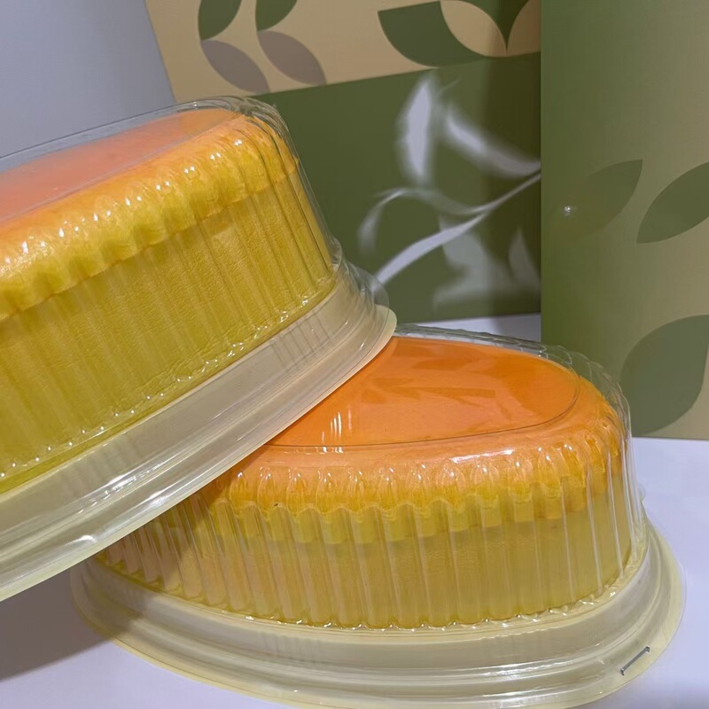 食べ物のチーズケーキをシミュレーションして、ソフトネットレッドケーキをつまんで、飾り物を解凍して、減圧して発散します。|undefined