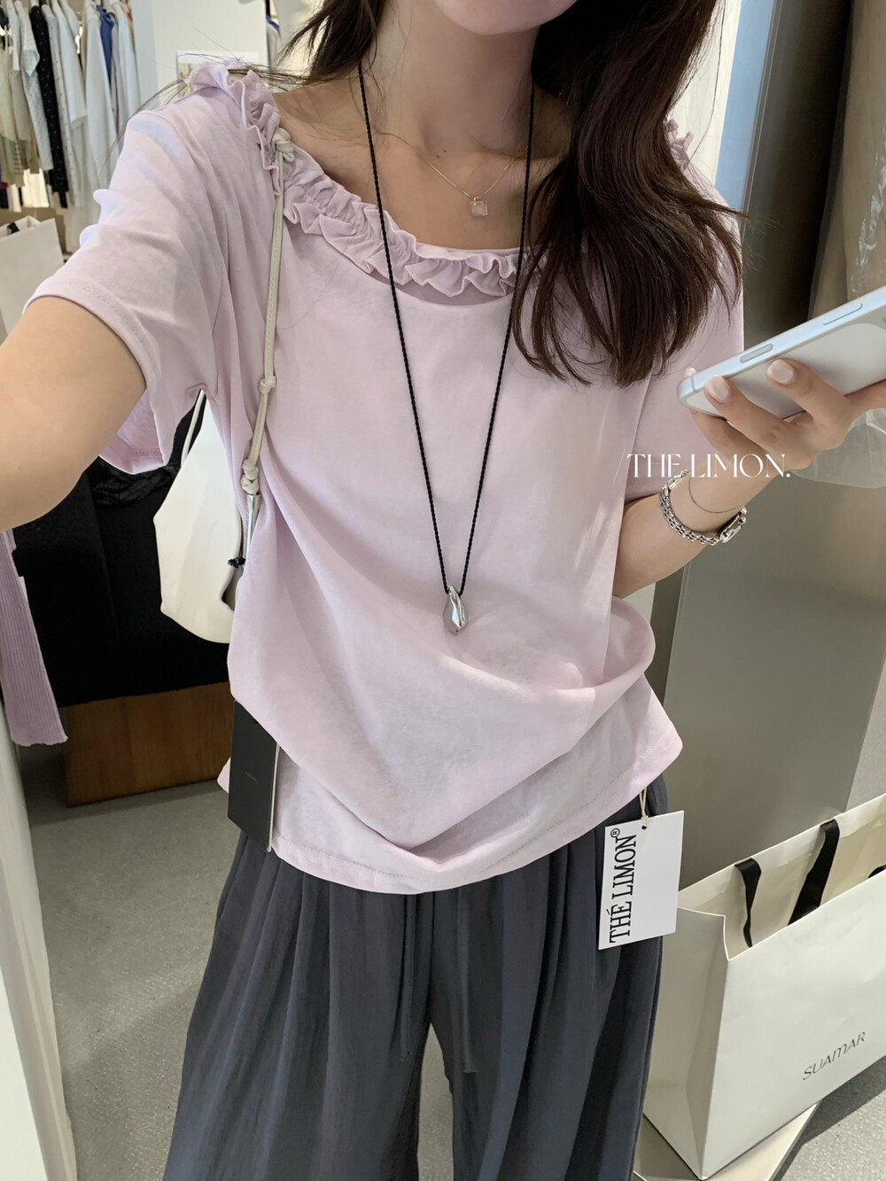 Áo thun nữ tay ngắn cổ lệch vai kết hợp ren bèo nhún phong cách Pháp — màu đen, màu trắng, Tro xi măng, Bột tím chi tiết 29