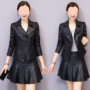 �����ɼ���Ƥ��Ů����r�аٴ�C܇Ƥ�A�˶�������������ȹ��