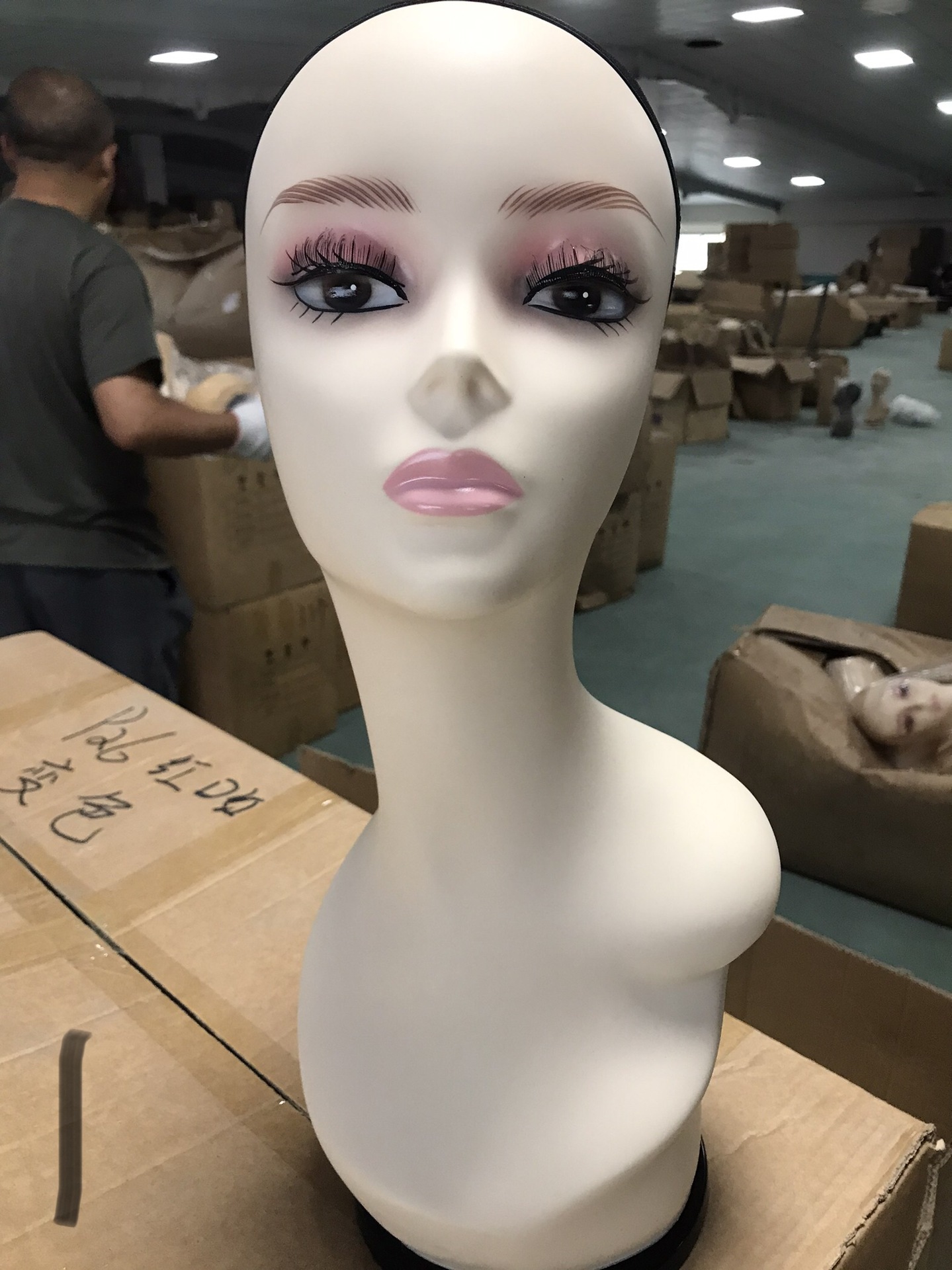 库存处理模特头 欧美假发展示头模单肩膀假人头模 mannequin head-阿里巴巴