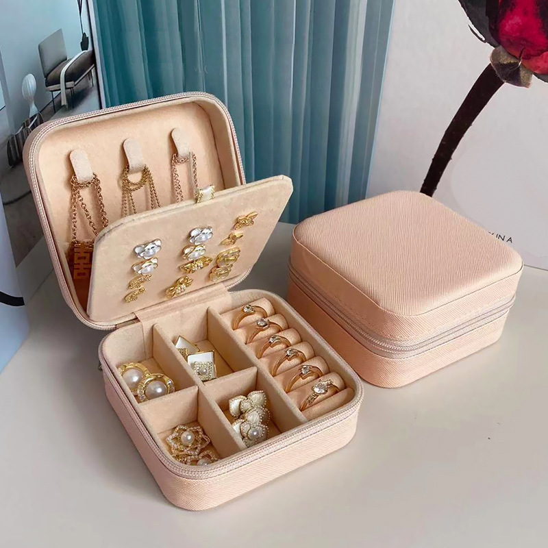 작은 더블 레이어 스터드 귀걸이 - 크로스 패턴 핑크, 10*10*5CM